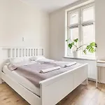 Trojmiejskie - Old Town 3 Bedrooms * Γκντανσκ