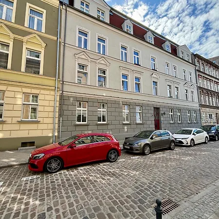 Trojmiejskie - Chill & For 8 Appartement *