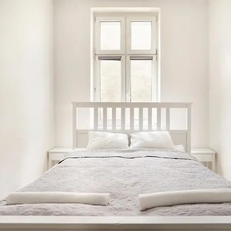 Trojmiejskie - Chill & For 8 Apartment Gdansk