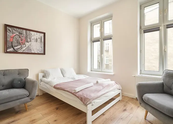 Trojmiejskie - Old Town 3 Bedrooms Apartment