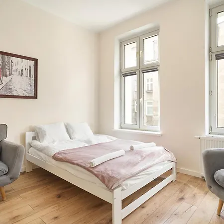 Trojmiejskie - Old Town 3 Bedrooms Appartamento